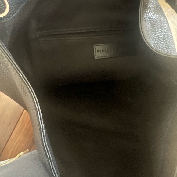 Leather Hobo Tote in amazing condition. - Picture 13 of 16